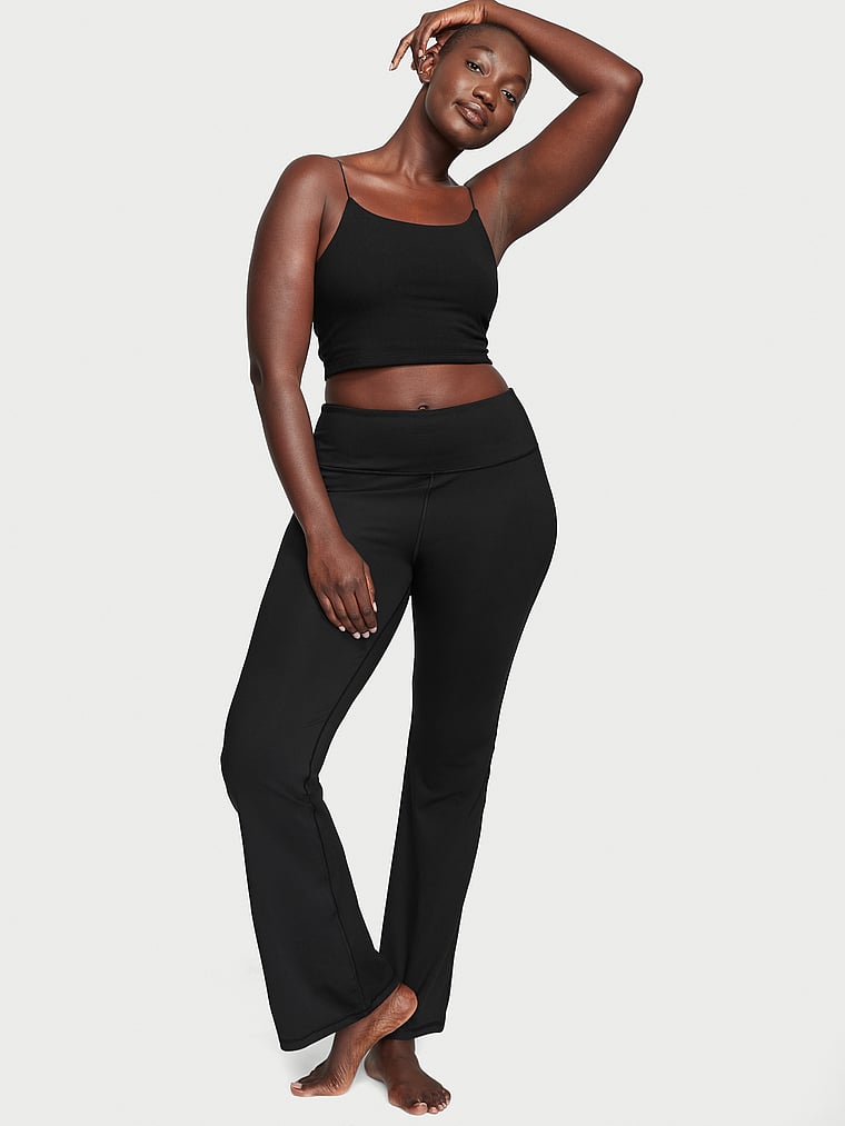 Vs Essential Flare Leggings, Black, large