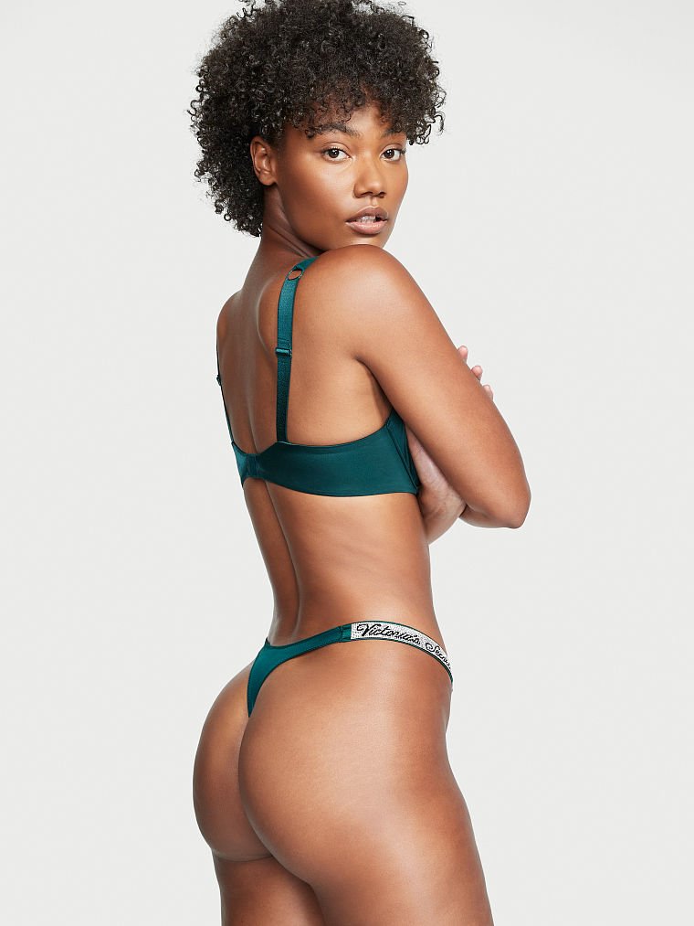 Tanga Con Tira Brillante, Description, large